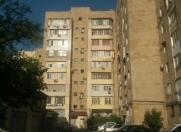 Satılır 3 otaqlı 90 m2 köhnə tikili Bakı Dövlət Universiteti