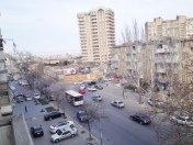 Satılır 3 otaqlı 85 m2 köhnə tikili Space TV