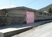 Satılır 12 otaqlı 250 m2 həyət evi Şəki