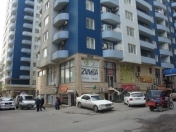 Satılır 5 otaqlı 250 m2 obyekt Nizami m.