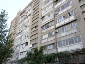 İcarəyə verilir 5 otaqlı 200 m2 köhnə tikili Gənclik m.