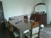 Satılır 5 otaqlı 91.1 m2 köhnə tikili Tibb Universiteti