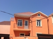 Satılır 4 otaqlı 156 m2 həyət evi Xırdalan