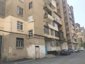 Satılır 3 otaqlı 67 m2 köhnə tikili 9 mkr