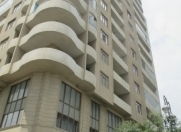 İcarəyə verilir 4 otaqlı 220 m2 yeni tikili Axundov bağı