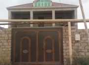 Satılır 7 otaqlı 400 m2 həyət evi Ramana