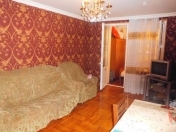 İcarəyə verilir 1 otaqlı 38 m2 köhnə tikili Nəsimi r.