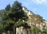 Satılır 3 otaqlı 75 m2 köhnə tikili Ayna Sultanova heykəli