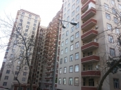 Satılır 3 otaqlı 300 m2 obyekt İnşaatçılar m.