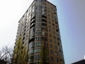 İcarəyə verilir 2 otaqlı 84 m2 yeni tikili Ayna Sultanova heykəli