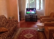 Satılır 3 otaqlı 76.8 m2 köhnə tikili 8 mkr