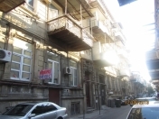 İcarəyə verilir 1 otaqlı 34 m2 köhnə tikili Elmlər Akademiyası m.