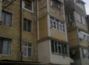 Satılır 2 otaqlı 60 m2 köhnə tikili Bakı Dövlət Universiteti