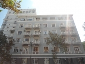 İcarəyə verilir 2 otaqlı 75 m2 köhnə tikili Sahil bağı