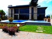 Satılır 7 otaqlı 600 m2 bağ evi Mərdəkan