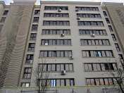 Satılır 3 otaqlı 80 m2 köhnə tikili Ayna Sultanova heykəli