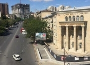 Satılır 2 otaqlı 47 m2 köhnə tikili Hüseyn Cavid parkı