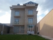 Satılır 8 otaqlı 400 m2 həyət evi Naxçıvan