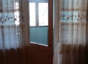 İcarəyə verilir 1 otaqlı 30 m2 köhnə tikili Sevinc k/t