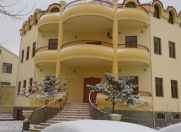 Satılır 8 otaqlı 900 m2 həyət evi Sərhədçi İdman kompleksi