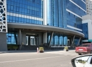 Satılır 3 otaqlı 93 m2 ofis Xətai r.