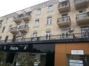 Satılır 3 otaqlı 90 m2 köhnə tikili Hüseyn Cavid parkı