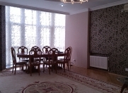 İcarəyə verilir 4 otaqlı 200 m2 yeni tikili Beşmərtəbə