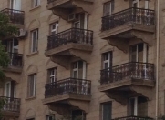Satılır 4 otaqlı 110 m2 köhnə tikili Yasamal r.