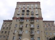 Satılır 2 otaqlı 55 m2 köhnə tikili Dövlət Statistika Komitəsi