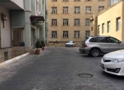 İcarəyə verilir 3 otaqlı 100 m2 yeni tikili Beşmərtəbə