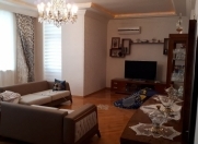 Satılır 3 otaqlı 135 m2 yeni tikili Ayna Sultanova heykəli