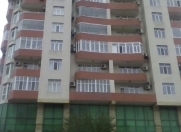 İcarəyə verilir 3 otaqlı 170 m2 yeni tikili Gənclik m.