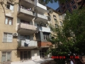Satılır 3 otaqlı 68 m2 köhnə tikili İnşaatçılar m.