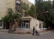 Satılır 2 otaqlı 45 m2 köhnə tikili Zərifə Əliyeva adına park