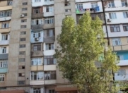 Satılır 2 otaqlı 55 m2 köhnə tikili İnşaatçılar m.