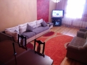 Satılır 5 otaqlı 4500 m2 həyət evi Balaxanı