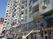 Satılır 4 otaqlı 130 m2 obyekt Əhmədli m.