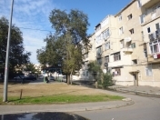 Satılır 1 otaqlı 32 m2 köhnə tikili İnşaatçılar m.