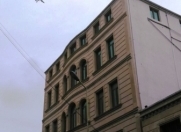 İcarəyə verilir 15 otaqlı 1200 m2 həyət evi Elmlər Akademiyası m.