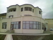 Satılır 10 otaqlı 1000 m2 villa Şamaxı