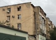 Satılır 3 otaqlı 74 m2 köhnə tikili Hüseyn Cavid parkı