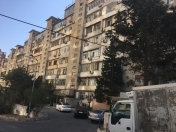Satılır 3 otaqlı 80 m2 köhnə tikili 9 mkr