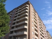 Satılır 2 otaqlı 90 m2 köhnə tikili Bakı Dövlət Universiteti