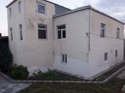 Satılır 9 otaqlı 900 m2 bağ evi Pirşağı