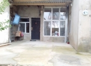 Satılır 3 otaqlı 100 m2 həyət evi Şəfa stadionu