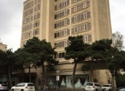 Satılır 3 otaqlı 77 m2 köhnə tikili Yasamal r.