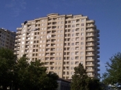 İcarəyə verilir 3 otaqlı 150 m2 yeni tikili Tibb Universiteti