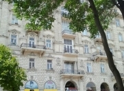 Satılır 1 otaqlı 21 m2 köhnə tikili İçəri Şəhər m.