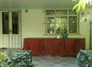 Satılır 3 otaqlı 60 m2 köhnə tikili İnşaatçılar m.