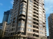 İcarəyə verilir 4 otaqlı 210 m2 yeni tikili Elmlər Akademiyası m.